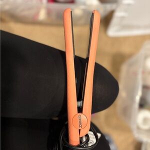 amika Vibrant Orange Hair Straightener